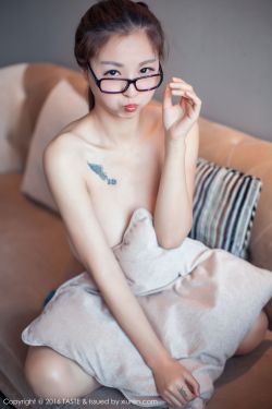 医生含着她的乳尖h